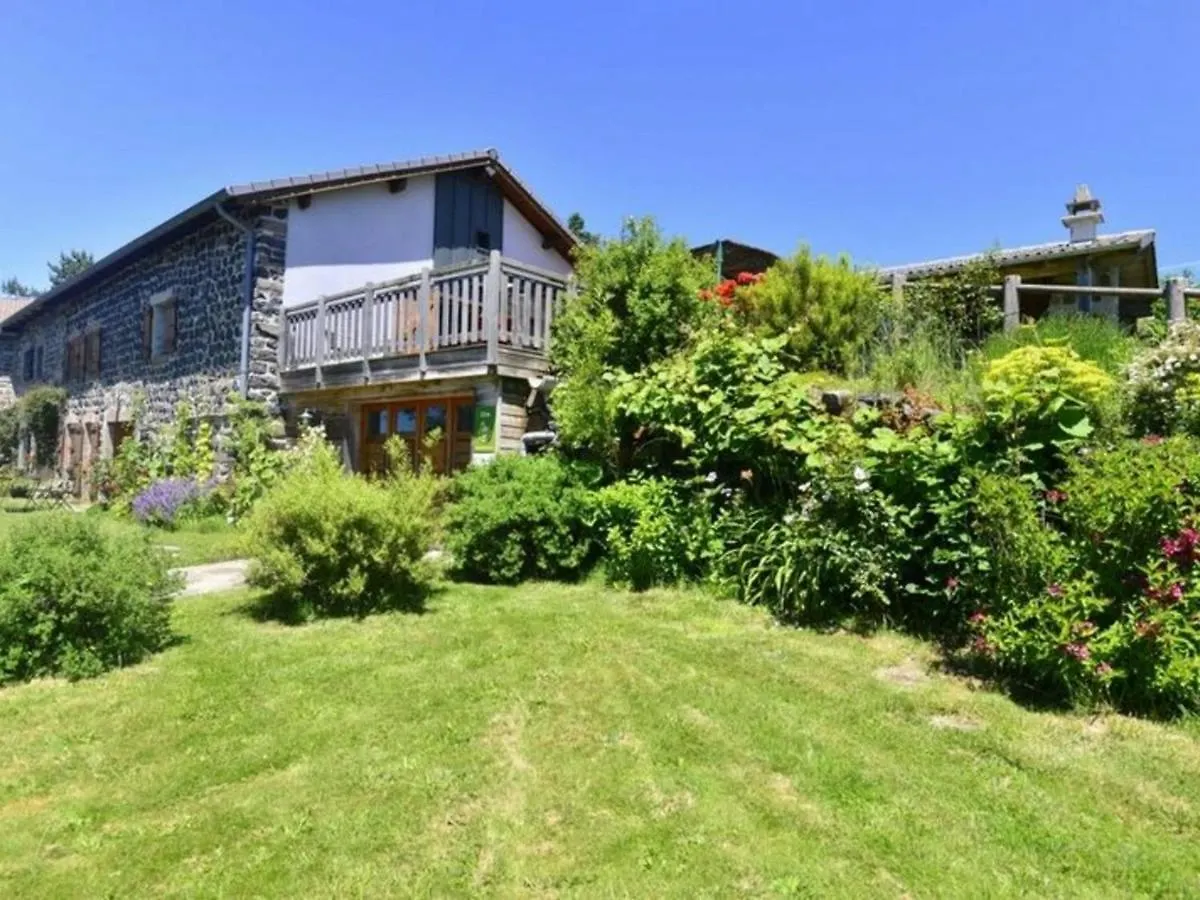 Holiday home Ancienne Ferme Avec Terrasse Abritee Au Pied Du Pic Du Lizieux - Fr-1-582-263 Villa Araules