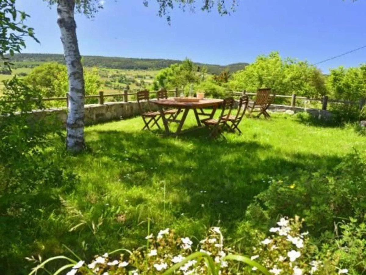Holiday home Ancienne Ferme Avec Terrasse Abritee Au Pied Du Pic Du Lizieux - Fr-1-582-263 Villa Araules